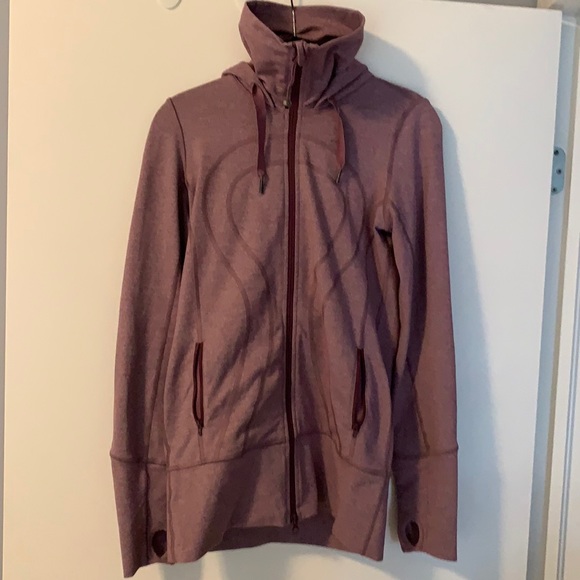 Lululemon hoodie LIKE NEW - Picture 1 of 5